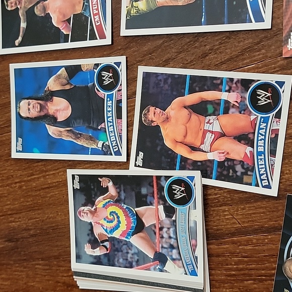 2011 WWE Topps Cards - Picture 5 of 15